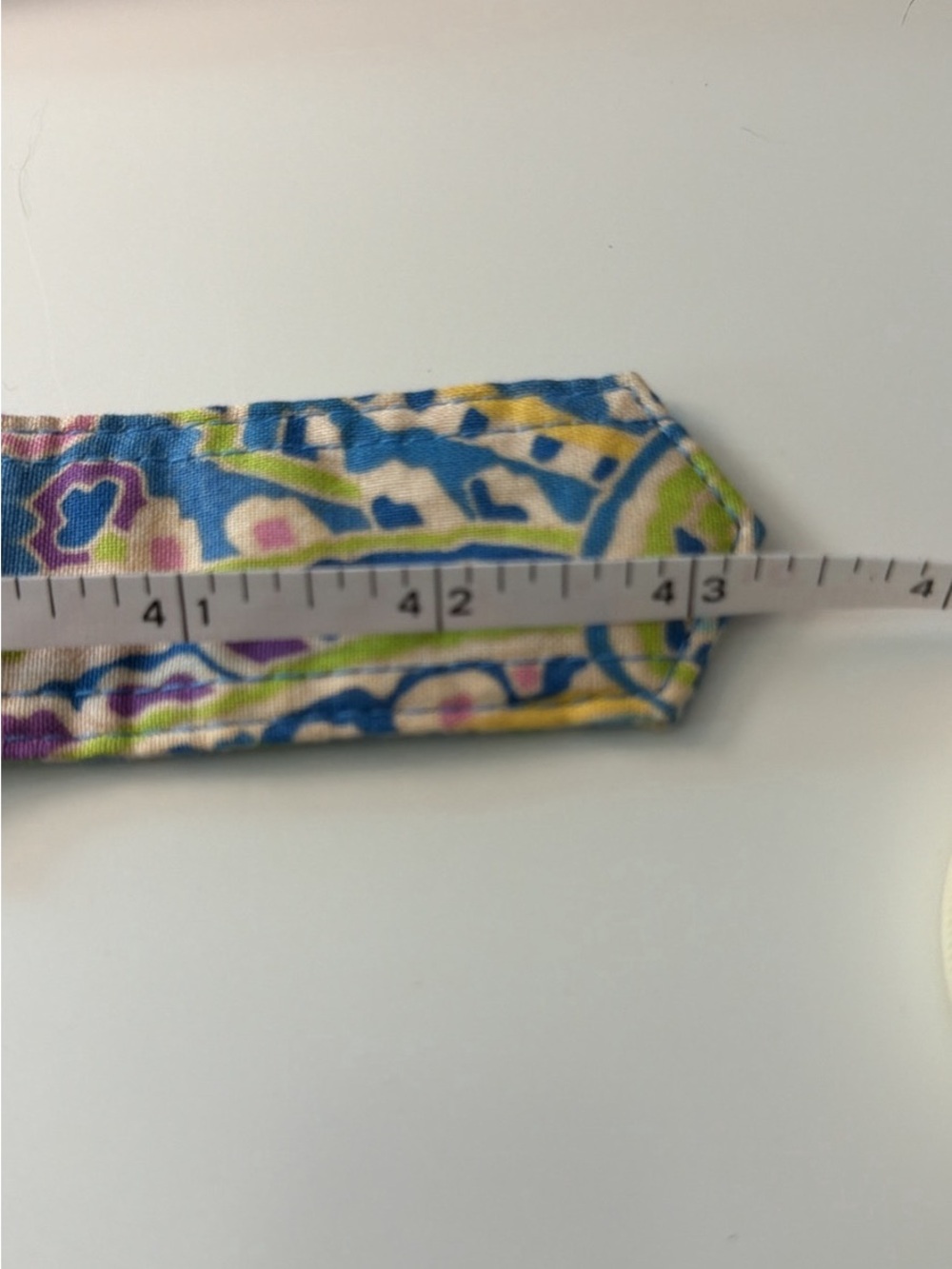 Vera Bradley 2-Pack Slim Fabric Belts reversible - Picture 6 of 7